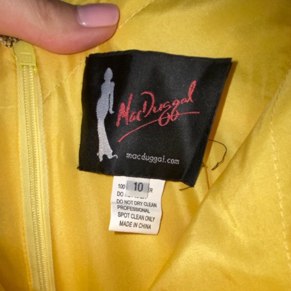 Mac Duggal Asymmetrical Ruffle Mini Dress 💛 - Picture 4 of 10